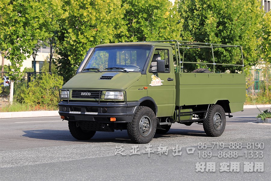 依维柯四驱手动五档越野运输车_依维柯改装厂家_长头单排依维柯